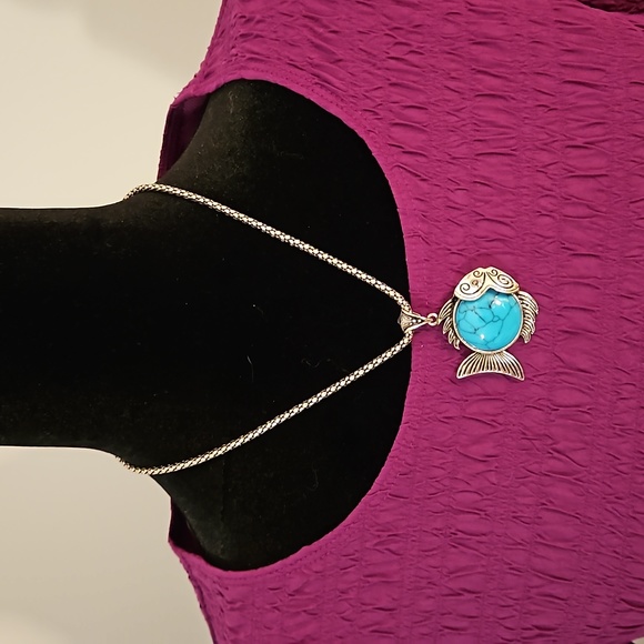 Turquoise & Silver colored Fish Necklace & Earrings - Alex Ryan, by CK Designs - Picture 2 of 7